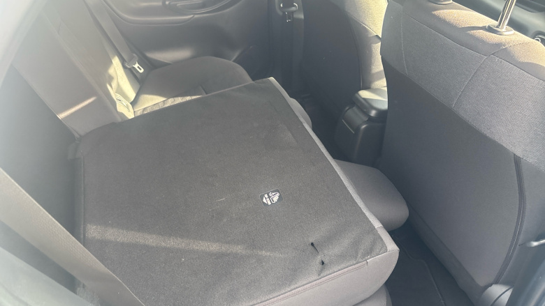 Toyota Yaris 1.5 Hybrid Design 5dr CVT Hybrid Hatchback